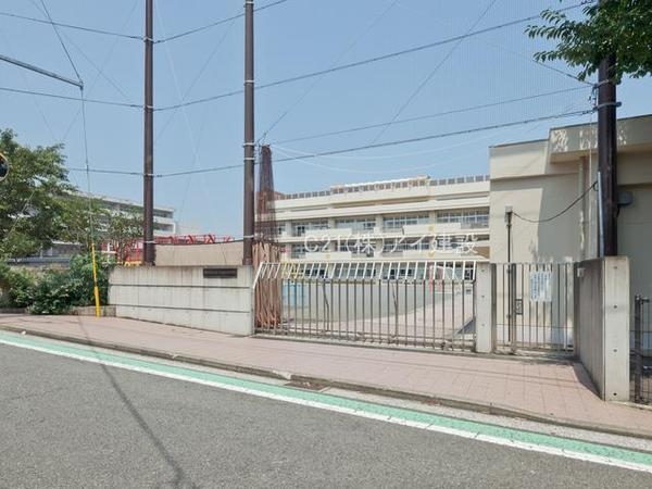 横浜市西区元久保町の中古一戸建て(横浜市立富士見台小学校)