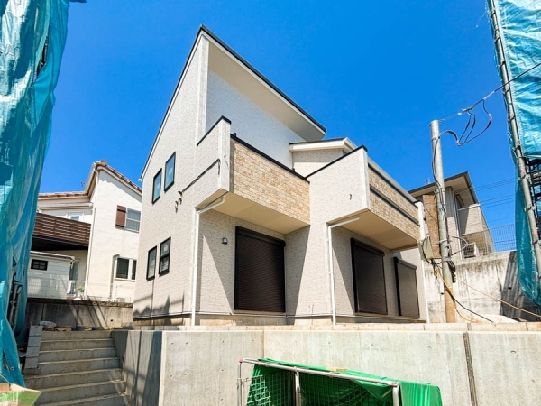 横浜市青葉区黒須田　新築一戸建て
