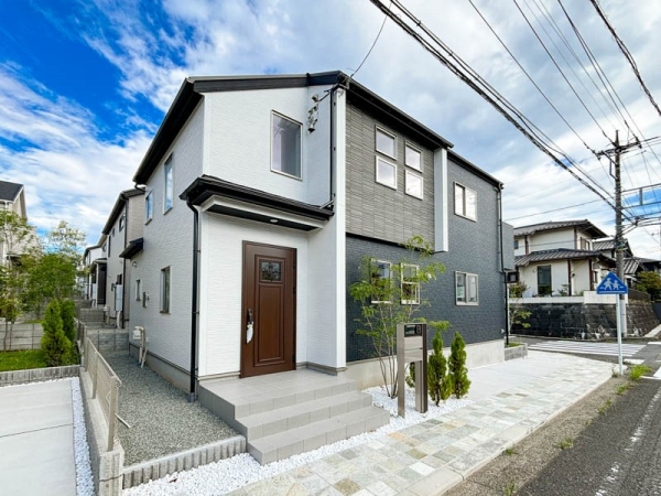 横浜市青葉区黒須田　新築一戸建て