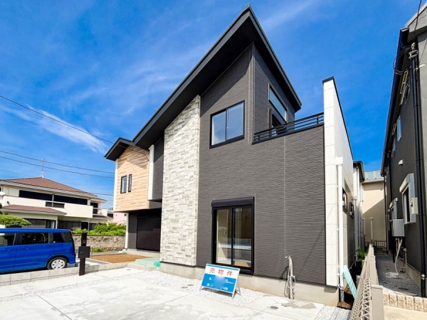 藤沢市鵠沼海岸４丁目　新築一戸建て