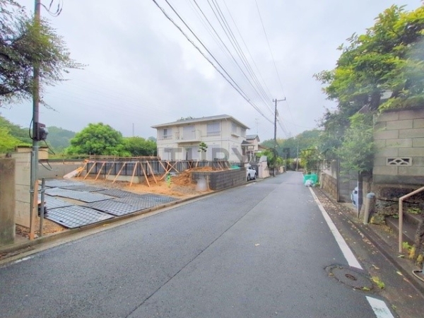 横浜市戸塚区小雀町　新築一戸建て