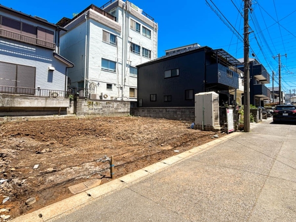 横浜市旭区鶴ケ峰本町１丁目　新築一戸建て