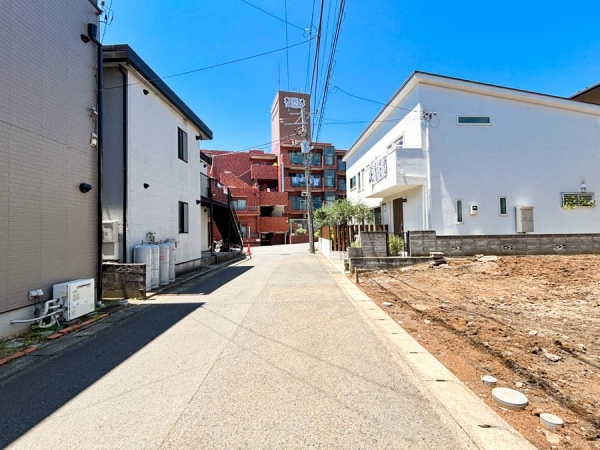 横浜市旭区鶴ケ峰本町１丁目　新築一戸建て