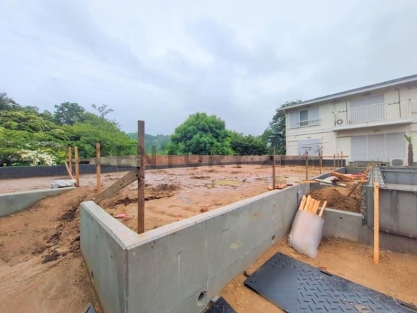 横浜市戸塚区小雀町　新築一戸建て
