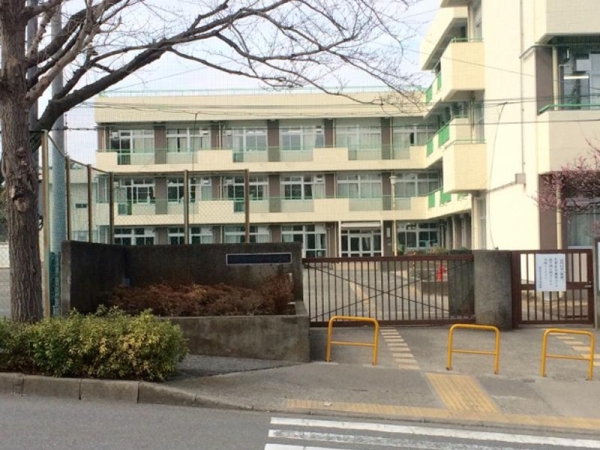 町田市忠生2丁目 新築一戸建て(町田市立山崎小学校)
