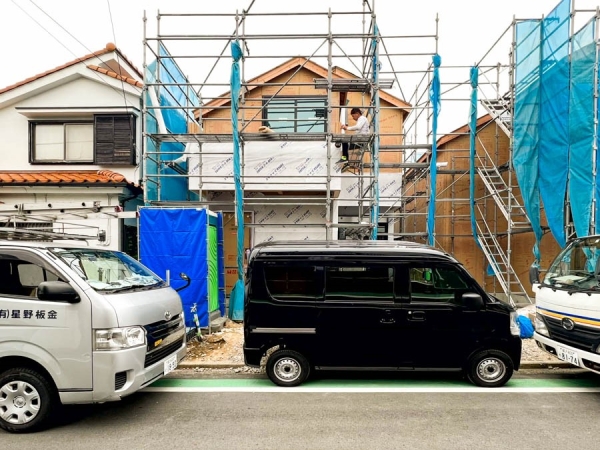 横浜市南区中里４丁目　新築一戸建て