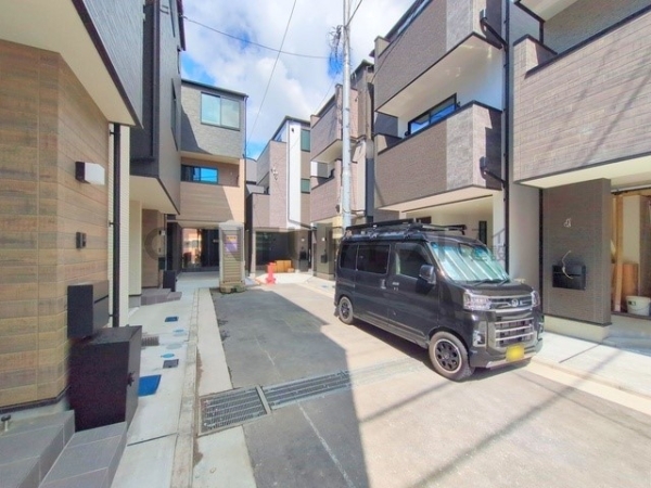 横浜市中区本牧元町　新築一戸建て