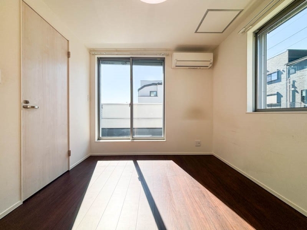 横浜市中区滝之上の中古一戸建て