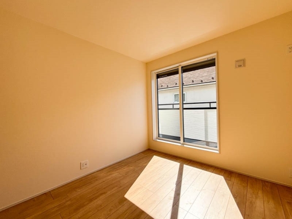 横浜市鶴見区駒岡４丁目　新築一戸建て