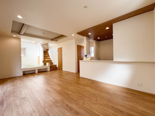 横浜市鶴見区駒岡４丁目　新築一戸建て