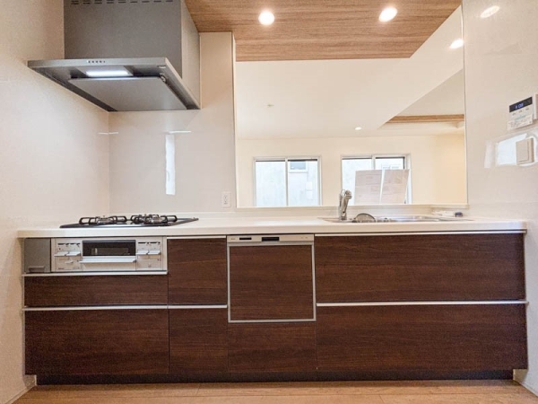 横浜市鶴見区駒岡４丁目　新築一戸建て