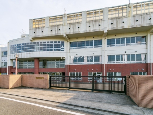 川崎市幸区東古市場の中古一戸建て(川崎市立古市場小学校)