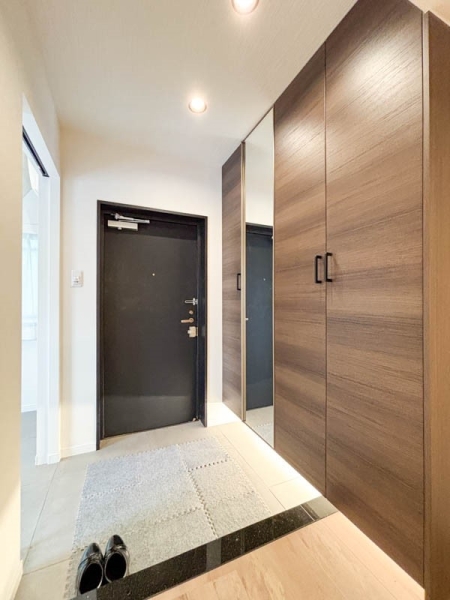 グローリア初穂湘南六浦(玄関)