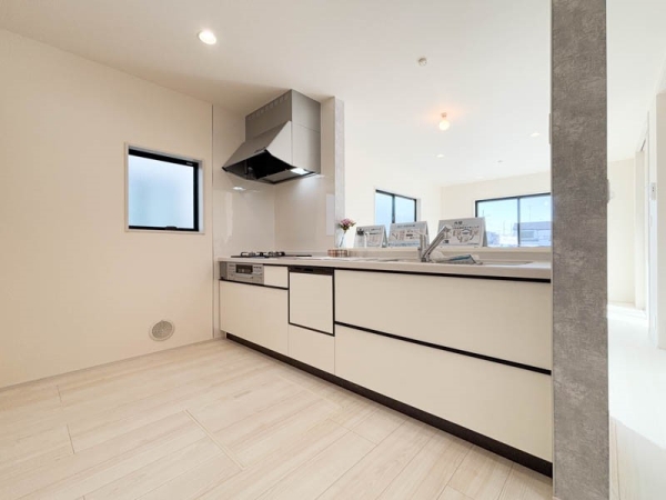 横浜市瀬谷区阿久和西２丁目　新築一戸建て