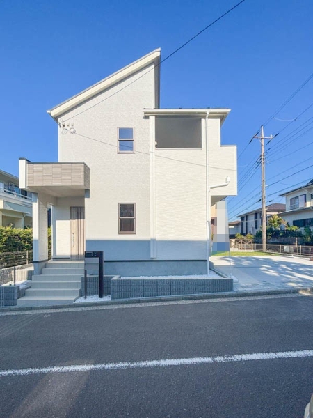 横浜市金沢区釜利谷西２丁目　新築一戸建て