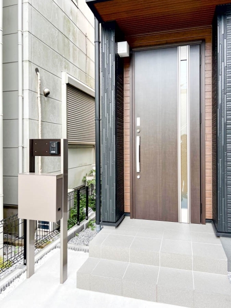 横浜市鶴見区朝日町２丁目　新築一戸建て
