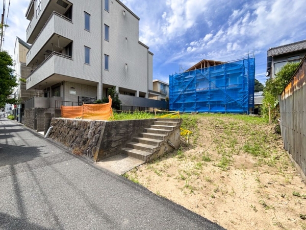 横浜市磯子区森２丁目　売地