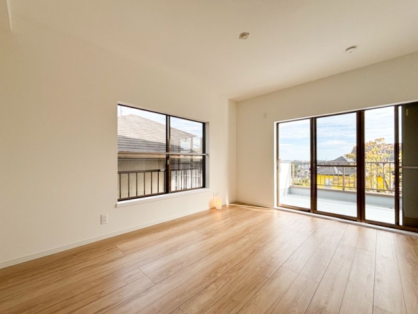 横浜市都筑区東山田町の中古一戸建て(洋室)