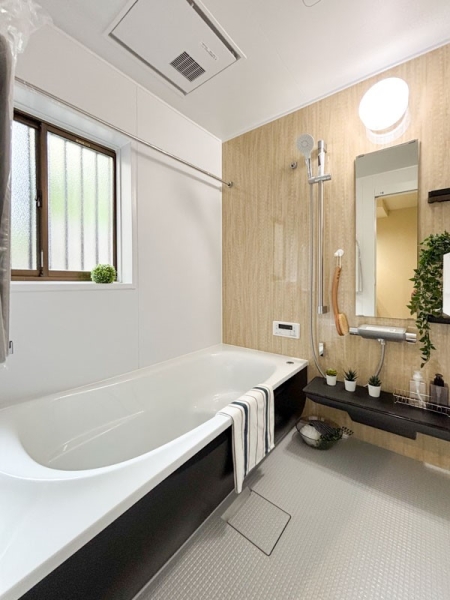 横浜市都筑区東山田町の中古一戸建て(バス)