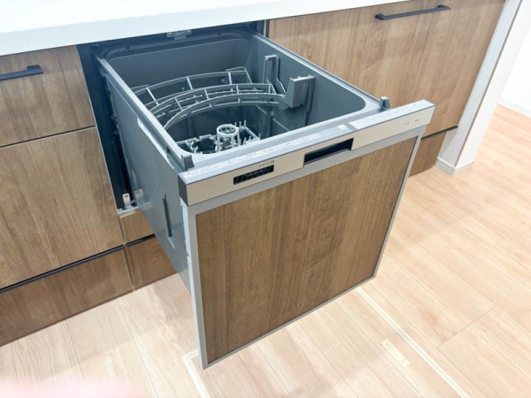 逗子市逗子４丁目　新築一戸建て