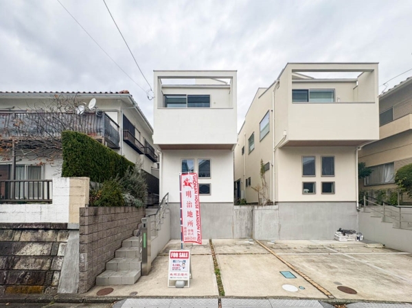 鎌倉市七里ガ浜２丁目　中古一戸建て