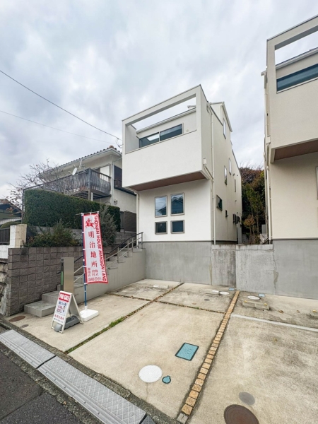 鎌倉市七里ガ浜２丁目　中古一戸建て