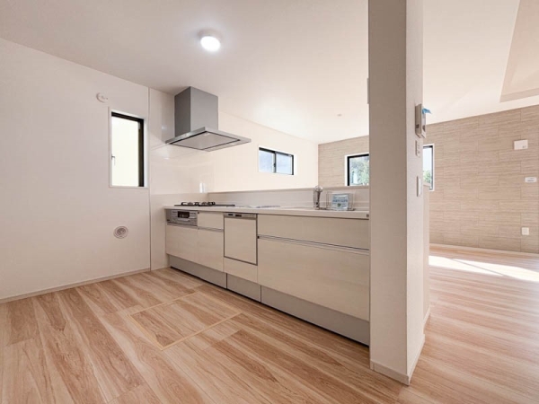 鎌倉市今泉台７丁目　新築一戸建て