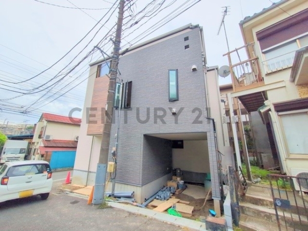 横浜市鶴見区馬場１丁目　新築一戸建て