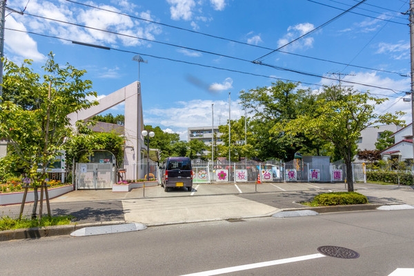 町田市下小山田町　新築一戸建て(桜台保育園)