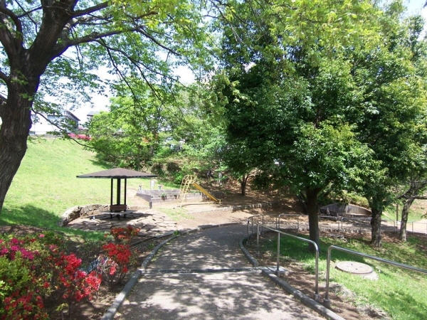 横浜市保土ケ谷区鎌谷町 新築一戸建て(鎌谷町公園)