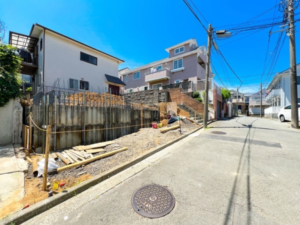 横浜市保土ケ谷区鎌谷町　新築一戸建て