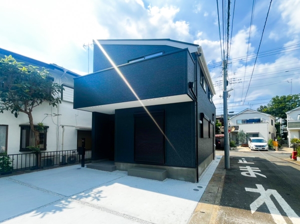 川崎市麻生区上麻生７丁目　新築一戸建て