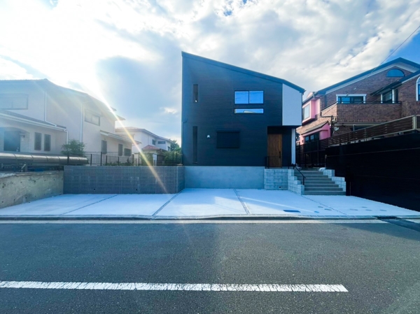 横浜市金沢区西柴２丁目　新築一戸建て