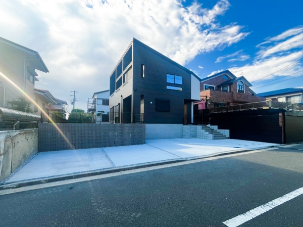 横浜市金沢区西柴２丁目　新築一戸建て