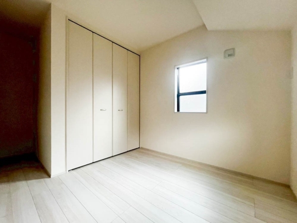 横浜市金沢区長浜２丁目　新築一戸建て