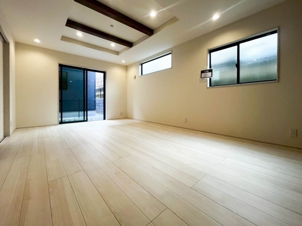 横浜市金沢区長浜２丁目　新築一戸建て