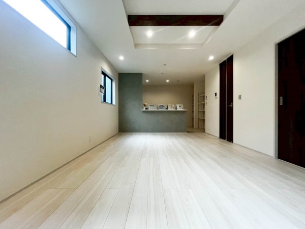 横浜市金沢区長浜２丁目　新築一戸建て