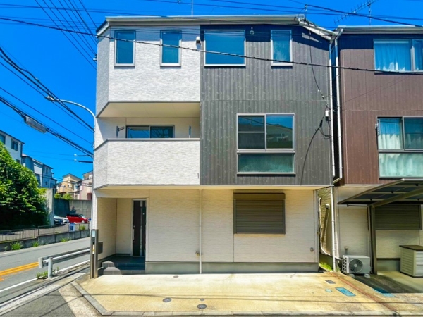 横浜市港南区芹が谷５丁目の中古一戸建て