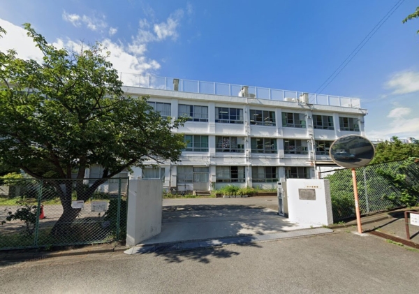 逗子市池子２丁目　新築一戸建て(逗子市立池子小学校)