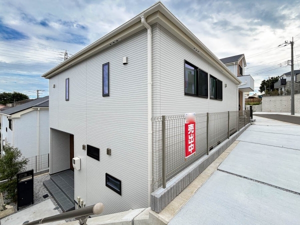 横浜市保土ケ谷区仏向町　新築一戸建て