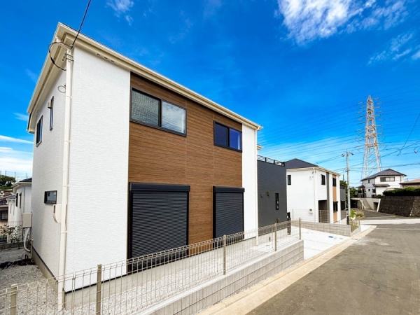 横浜市保土ケ谷区仏向町　新築一戸建て