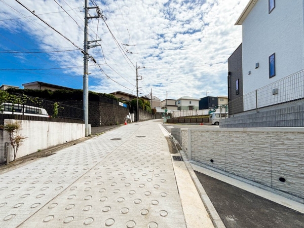 横浜市保土ケ谷区仏向町　新築一戸建て