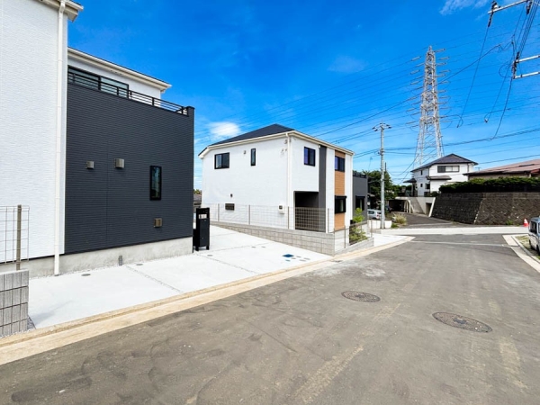 横浜市保土ケ谷区仏向町　新築一戸建て