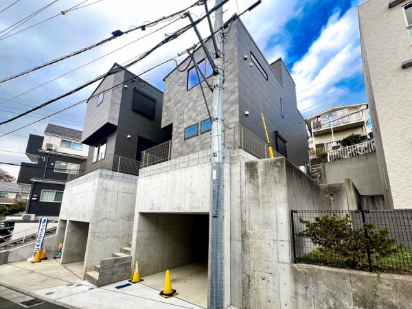 横浜市港南区港南1丁目 新築一戸建て