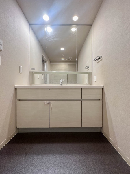 PREMIST緑園都市　VISTA　COUURT