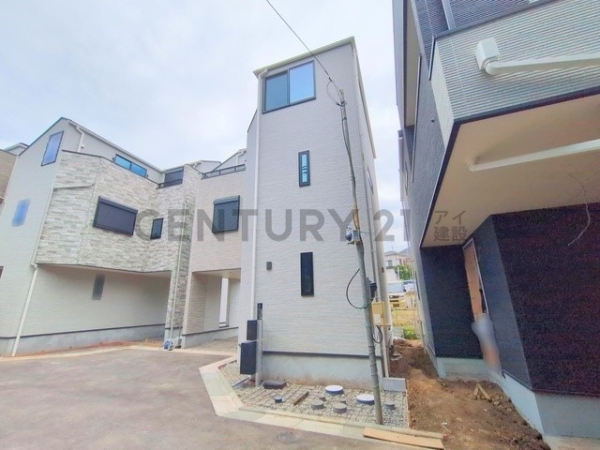 横浜市鶴見区馬場５丁目　新築一戸建て