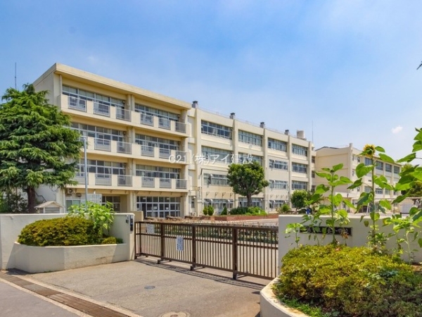 横浜市都筑区折本町　新築一戸建て(横浜市立折本小学校)