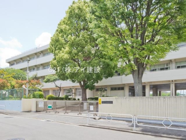 横浜市港南区野庭町の中古一戸建て(横浜市立丸山台中学校)
