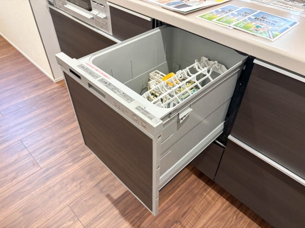 川崎市幸区戸手４丁目　新築一戸建て