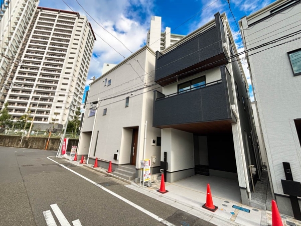 川崎市幸区戸手４丁目　新築一戸建て